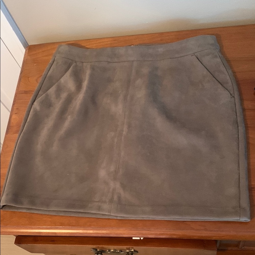 Vero Moda Charcoal Mini Skirt from Dry Goods